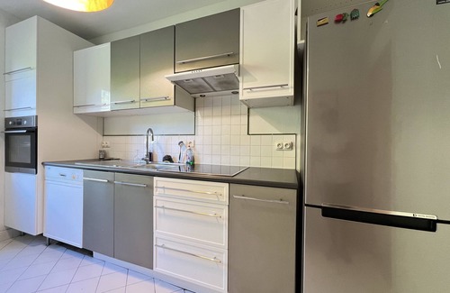 Saint-Cyprien Apartment | The Tower in the heart of Toulouse with Parking and view