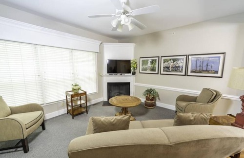 Lackey Hotel | The Townes at King’s Creek Resort…2 bedrooms 2 bathrooms sleeps 6.