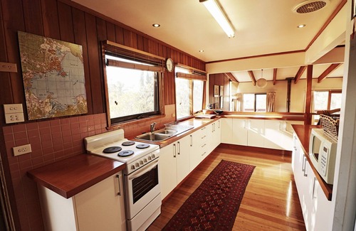 Eden House | The Tree House Eden - 3 Bedroom house with Stunning bushland setting - 5+ nights