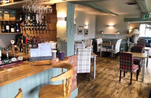 Overton-on-dee Resort | The Trotting Mare Holiday Lets - Adults Only