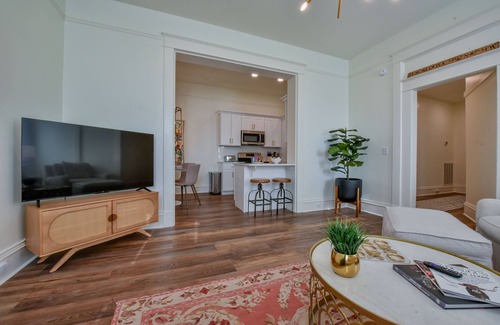Tuscaloosa House | The Tusk - Walk to Downtown, The Strip, and Stadium!
