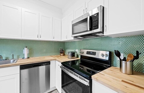 Victoria Park Apartment | The Twins Summary: Th