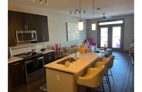 Buckhead Apartment | The Urban Oasis Buckhead