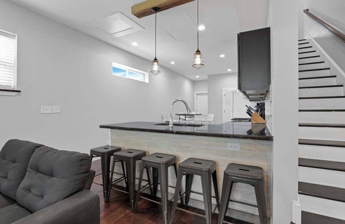 West Columbus House | The Urban Roost - 2 BR 2 Bath 4 Beds