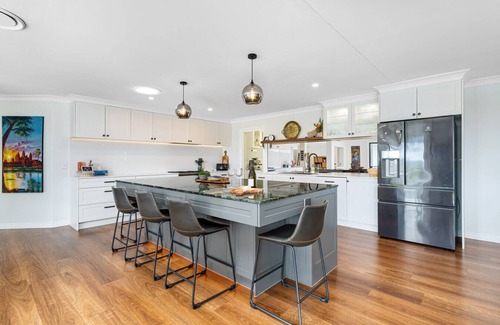 Gold Coast House | The Valley Hideaway Luxury Retreat