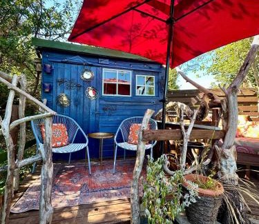 Burnham-on-Sea House | The Velvet Hideaway