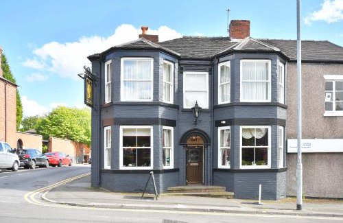 Newcastle-Under-Lyme House | The Victoria