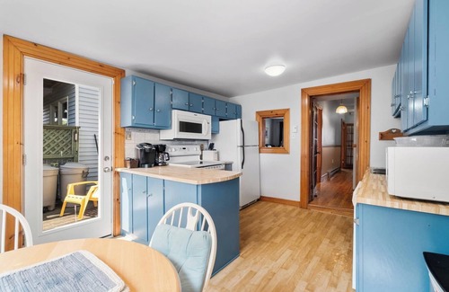 Downtown St. John's House | The View! Beautiful 4 BDR DOWNTOWN Heritage Home.