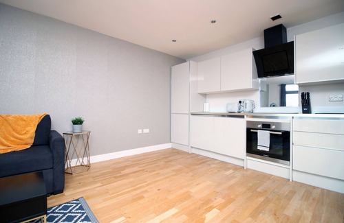 Cardiff City Centre Apartment | The View - Luxury Flat w/Parking
