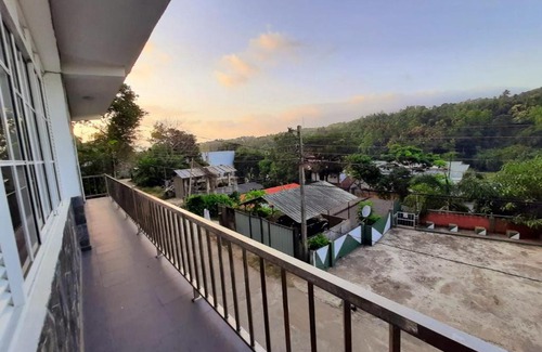 Tennekumbura House | "The Villa 86" by Riverside Villa