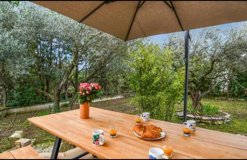 Montaud Villa | The Villa Montaudoise- Calm and nature with the family!