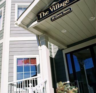 Lakefield Hotel | The Village Inn of Lakefield