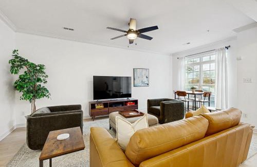 Villages of Five Points House | The Villages of Five Points - 17405 N Village Main Blvd