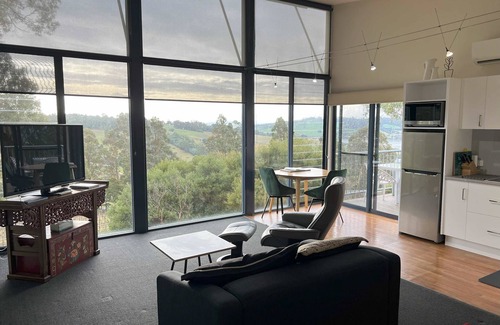Grindelwald Apartment | The Vineyard Vista at Tamar Ridge Apartments
