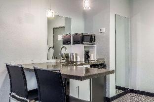 Walnut Creek Hotel | The Wallhouse Hotel, an Ascend Collection Hotel