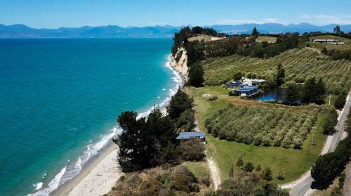 Tasman Cabin | The Waters