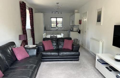 Charlestown Apartment | The Waterwheel Apartment, Charlestown