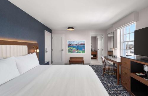 Lindenwald Hotel | The Well House Hamilton, Tapestry Collection By Hilton