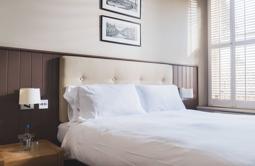 Horfield Hotel | The Wellington