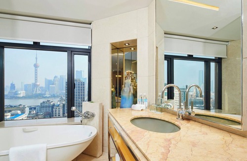 Downtown Shanghai Hotel | The Westin Bund Center, Shanghai