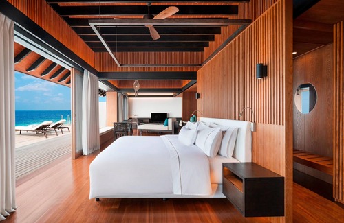 Miriandhoo Island Hotel | The Westin Maldives Miriandhoo Resort
