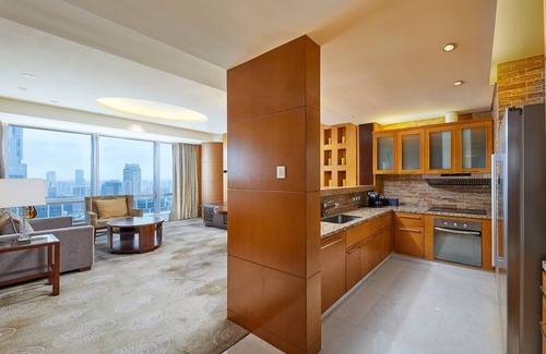 Gu Lou Hotel | The Westin Nanjing Xuanwu Lake