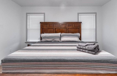 Lubbock House | The Westwood - 3BR/2BA - New House - Pet Friendly
