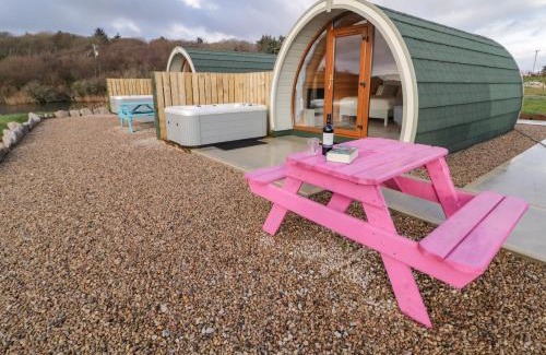 Burtonport House | The Wheelhouse Pod No 2