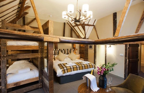 South Harting Hotel | The White Hart, South Harting