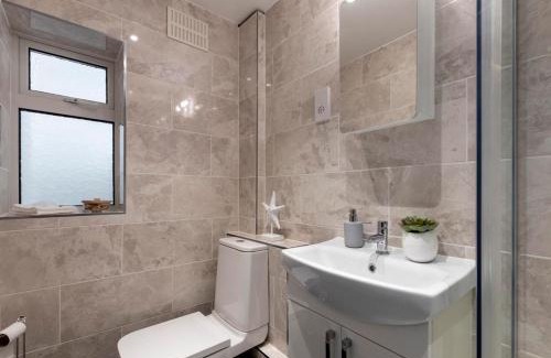 Reading Apartment | The White House By Select SA
