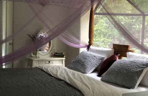 Sassafras Bed & Breakfast | The Whitehouse