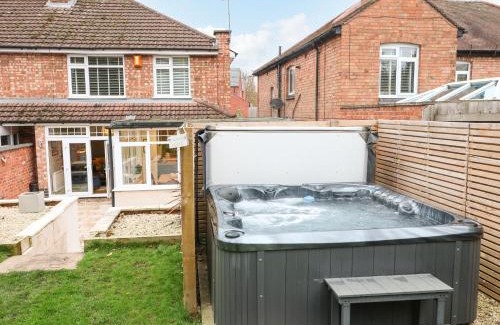 Melton Mowbray House | The Willows