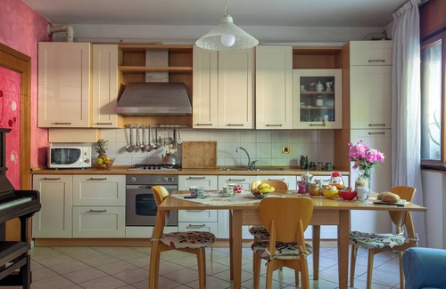 Due Carrare Apartment | The Wisteria - Padua Spa Euganean Hills