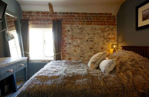 Northington Hotel | The Woolpack Inn