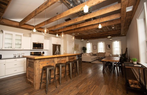 Geneva Apartment | The Yates Loft - Downtown Geneva