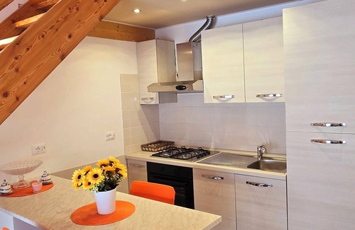 Gignod Apartment | The Yellow Villa