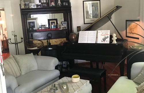 Carrollton Apartment | The Zen-ter BNB Suite #1 in the Heart of Carrollton Georgia
