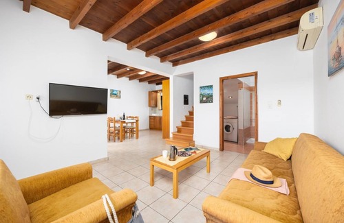 Fragkokastello Villa | Theo Beach Villa - Four Bedroom Villa, Sleeps 9