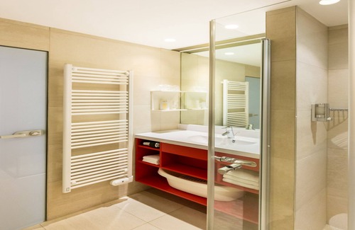 Lutzmannsburg Hotel | Thermenhotel All In Red