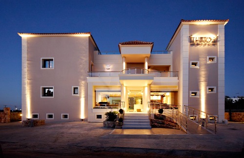 Tavronitis Apartment | Theros Hotel
