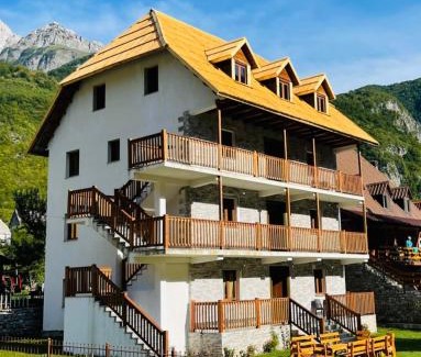 Theth Hotel | Thethi view