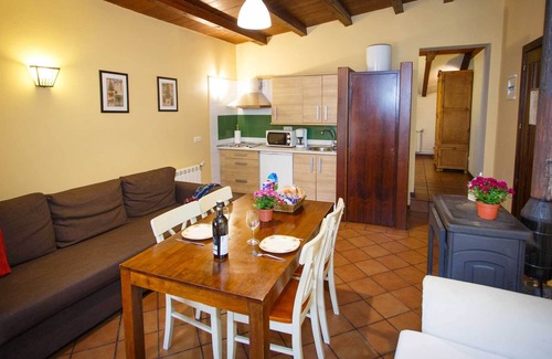 Robregordo Ski Chalet | They are apartments in the same house that are distributed in plants