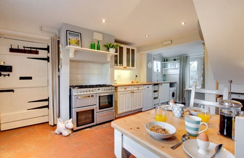 Ringstead House | Thimble Cottage - Three Bedroom House, Sleeps 5
