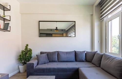 Moda Apartment | This apartment is a 2 bedroom(s), 1 bathrooms, located in Kadıköy, İstanbul.
