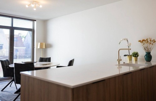 Belsele Apartment | This apartment is a 1 bedroom(s), 1 bathrooms, located in Sint-Niklaas, Vlaams Gewest.