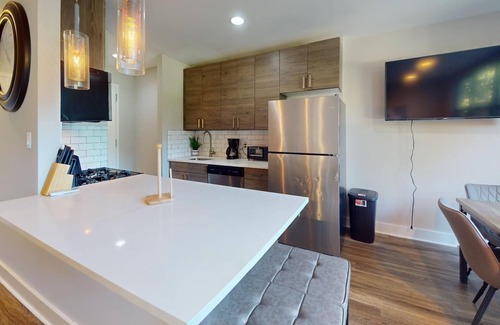 Germantown Apartment | This apartment is a 2 bedroom(s), 1 bathrooms, located in Philadelphia, PA.