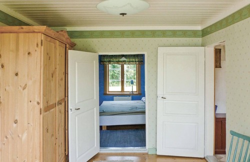 Herrang House | This beautiful cottage is located on a farm, which can be found in the northern archipelago of Norrt