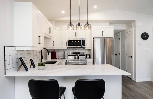 Winnipeg Apartment | This duplex is a 2 bedroom(s), 1 bathrooms, located in Winnipeg, MB.