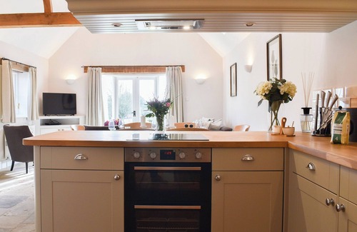 Winterslow Cottage | This is a great base to explore Salisbury and the surrounding countryside.