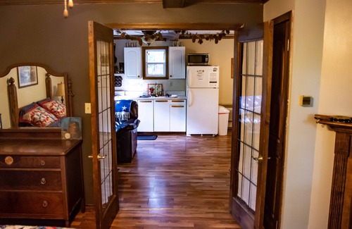 Carbon Hill Cabin | This is a must-see Cabin.